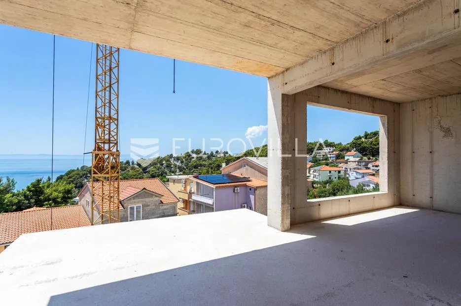 Krvavica, novogradnja trosobni stan drugi kat s pogledom na more - Krvavica, Baška Voda