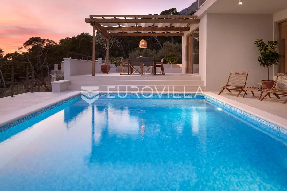 hvar, sveta nedjelja, luksuzna vila na prekrasnoj lokaciji - slika 39