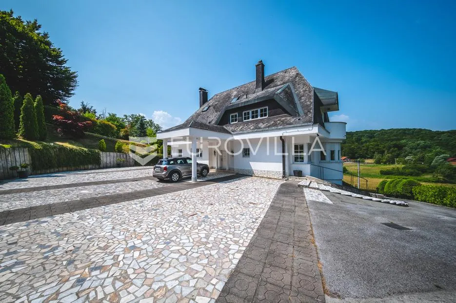 donja pušća, jedinstvena obiteljska villa, parcela 5000 m² - slika 89