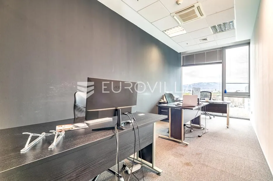 zagreb, avenue mall, atraktivan poslovni prostor, 134 m² - slika 2