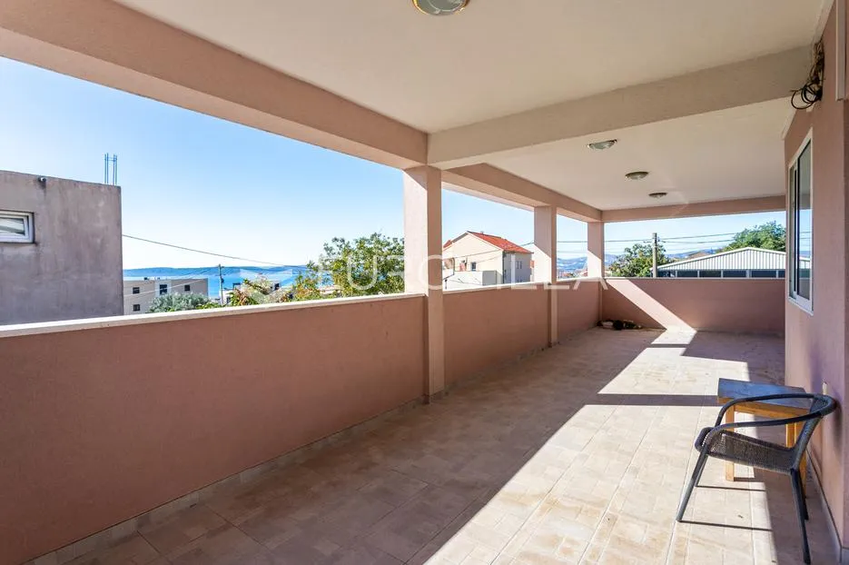 kaštel sućurac, kuća s tri stambene jedinice - slika 17