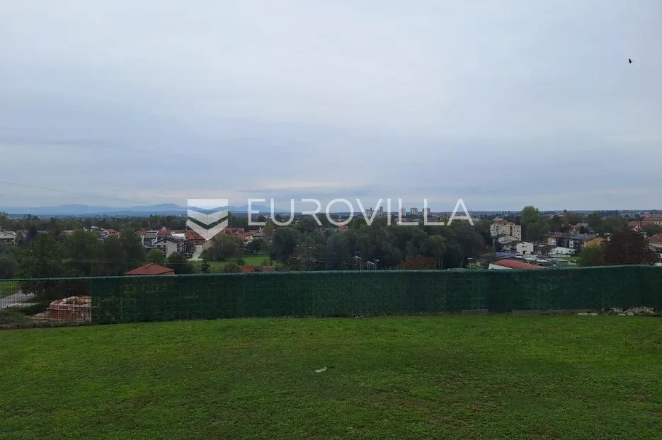karlovac, dubovac, građevinsko zemljište 8000 m² s kućom, prekrasan pogled - slika 5
