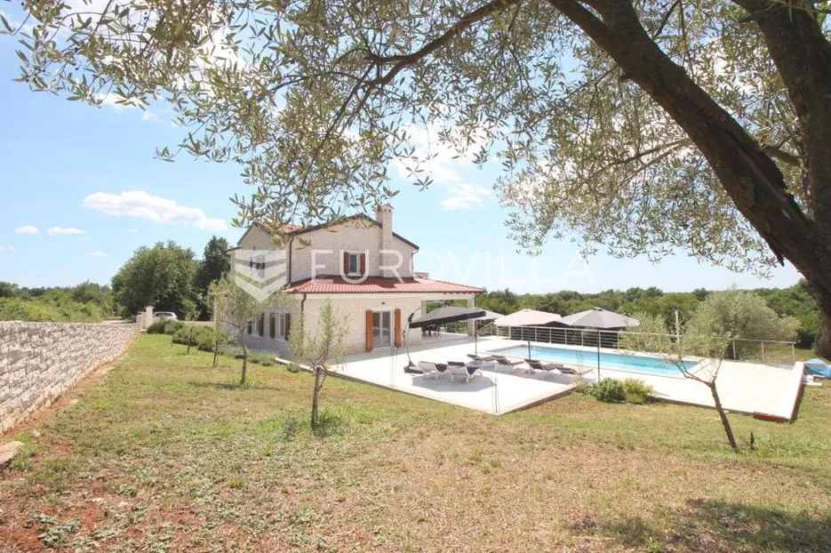 istra, kanfanar, prekrasna kuća 280 m² na velikom imanju od 1900 m² - slika 35