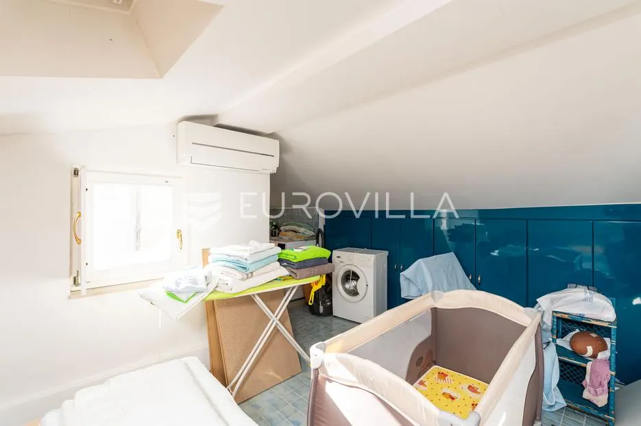 dubrovnik, stari grad, prekrasan troetažni stan - slika 37