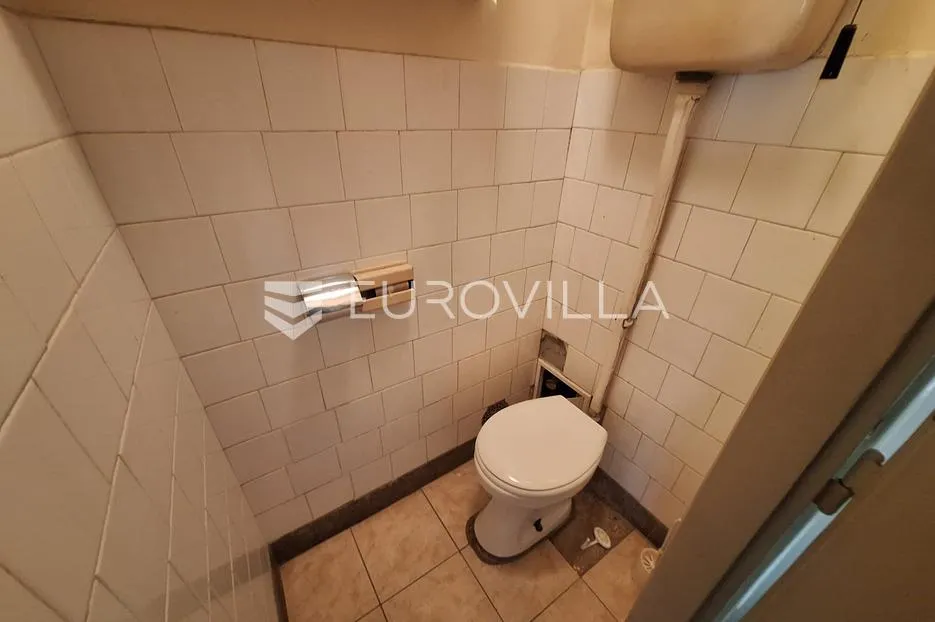 karlovac, rakovac, stan 70 m², odlična lokacija - slika 8