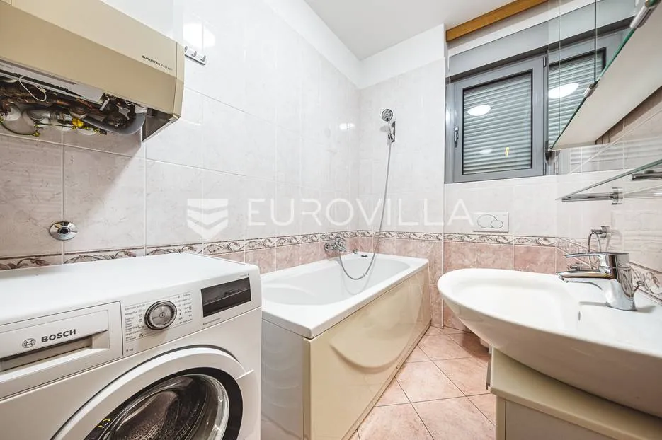 zagreb, jordanovac, prekrasan peterosoban stan 230 m2 s garažom i parkirnim mjestom - slika 17