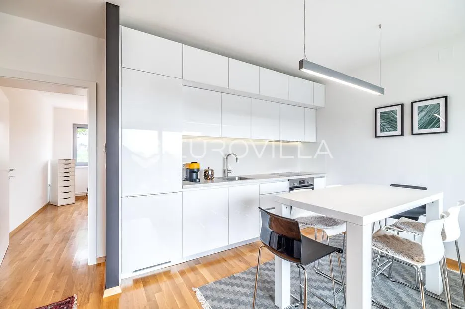 zagreb, pantovčak, vale vouka, trosoban stan 78 m² - slika 3