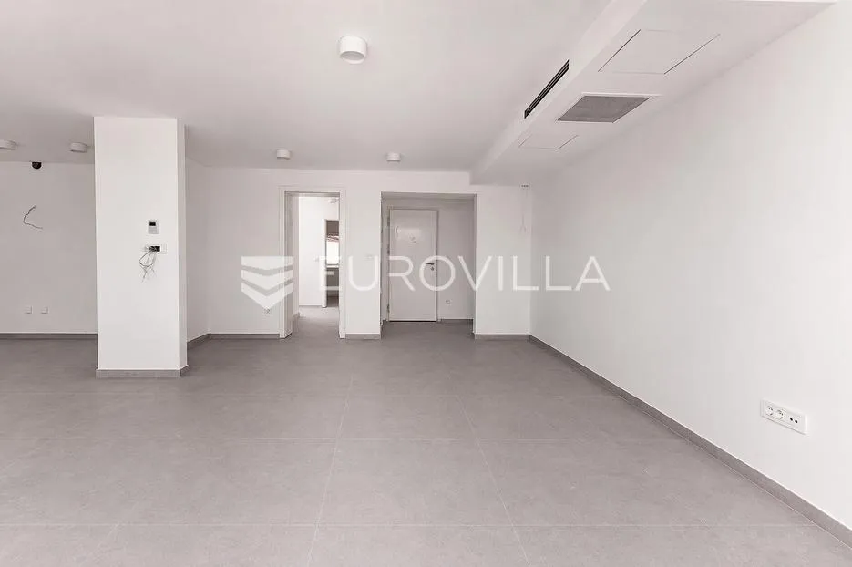 opatija privé, ekskluzivan četverosoban stan 138 m², bazen, teretana - slika 10