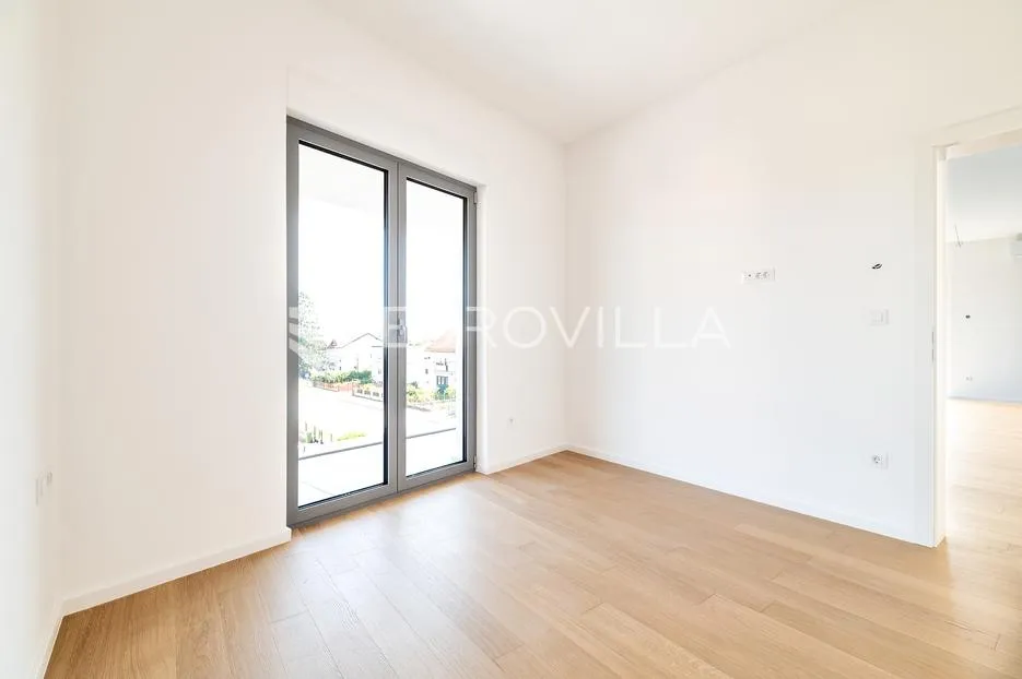 velika gorica, prekrasan četverosoban stan 115 m² - slika 4