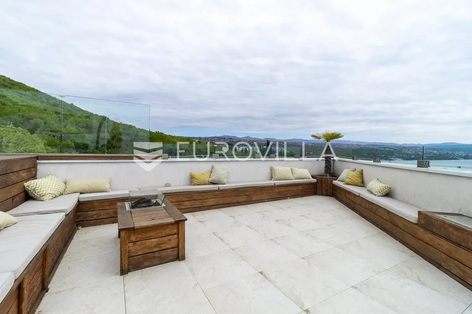 opatija, volosko, luksuzan penthaus 267 m², krovna terasa s jacuzzijem - slika 4