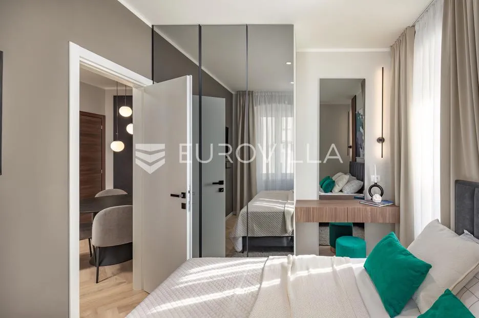 rijeka, centar, novouređen luksuzan stan 100 m² s tri apartmana - slika 20