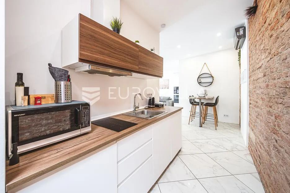 zagreb, donji grad, predivan stan površine 39 m² u centru grada - slika 7
