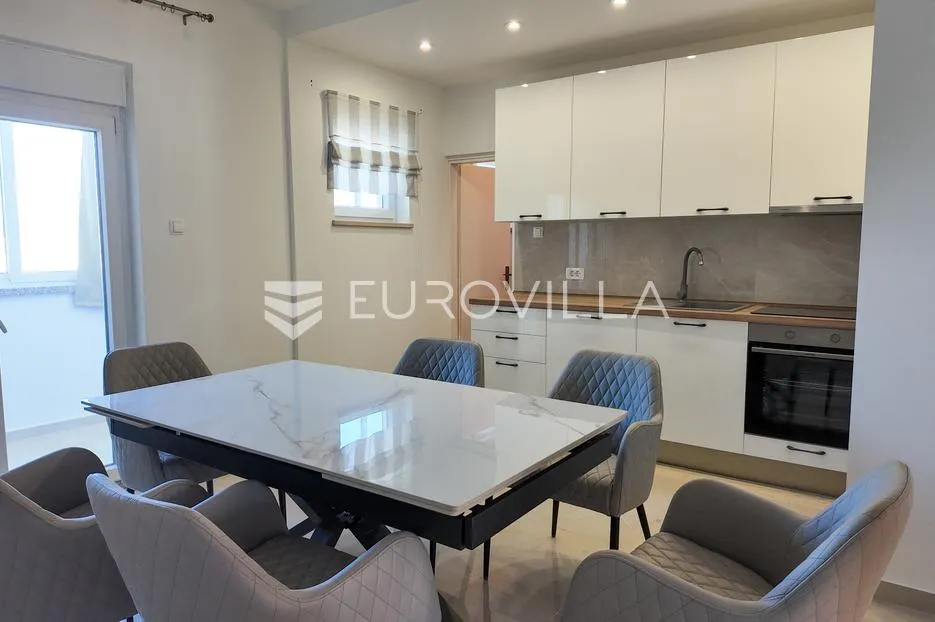 metković, dvosoban stan 80 m² - slika 5
