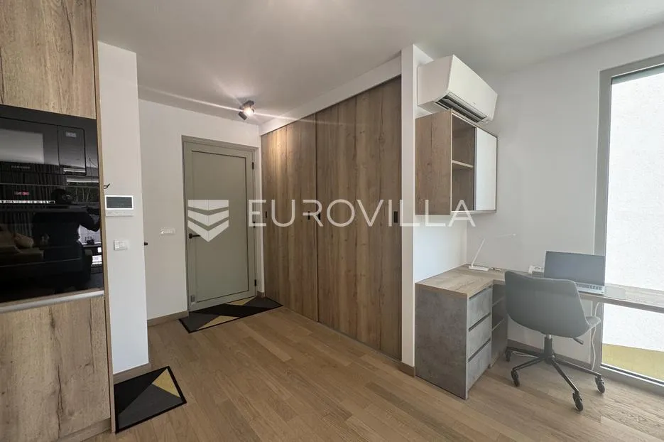 istra, rovinj, moderan stan s dvije spavaće sobe 101 m², vrtom i ograđenim parkirnim mjestom - slika 24