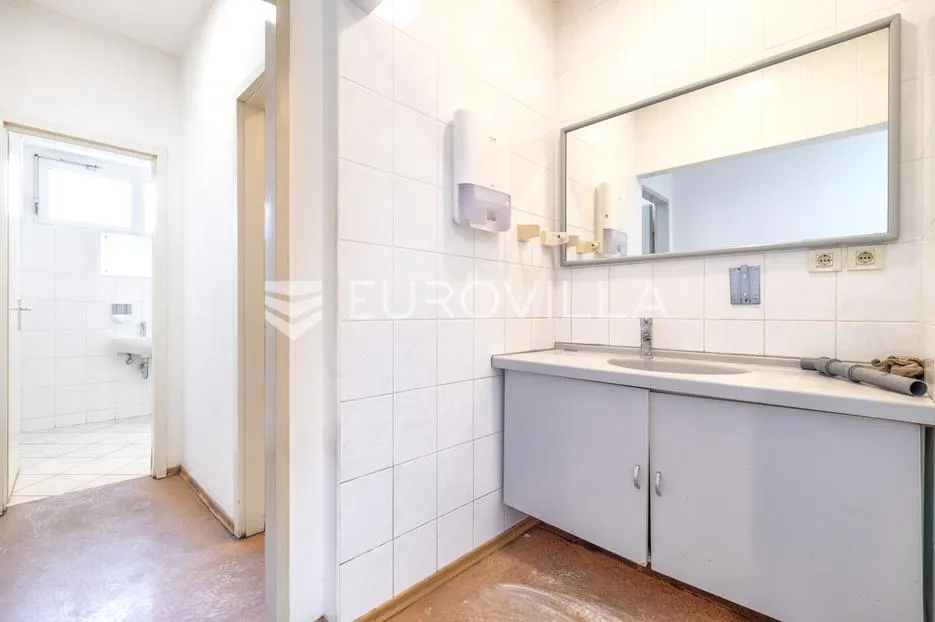 zagreb, savica, poslovni prostor uredske namjene 452 m² na 2. katu poslovne zgrade - slika 9