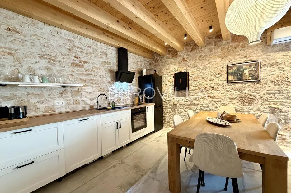 istra, vodnjan, dugoročan najam moderno uređene pet friendly kuće s vrtom - slika 4