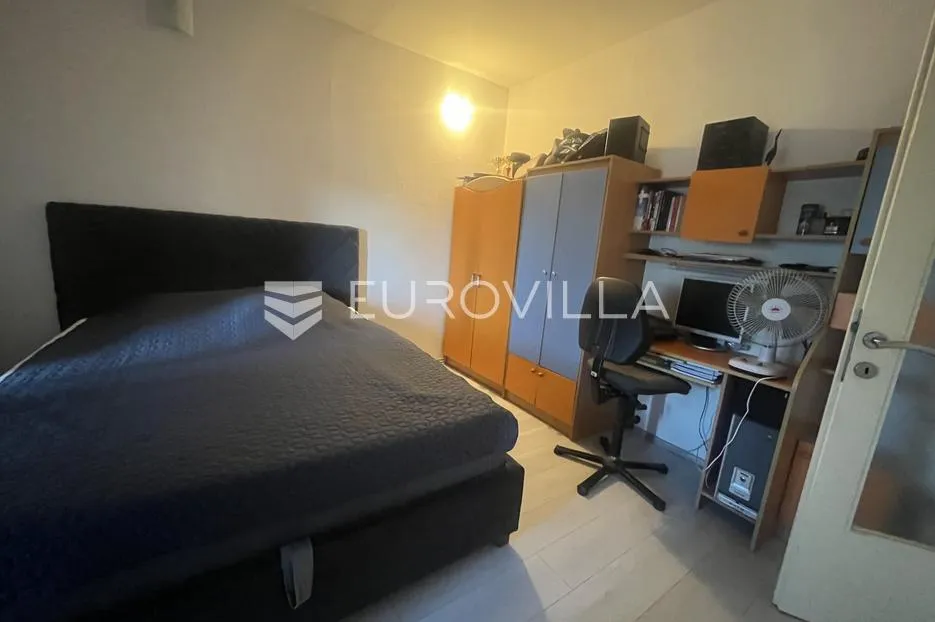 slavonski brod, naselje slavonija stan 82 m² prvi kat - slika 18