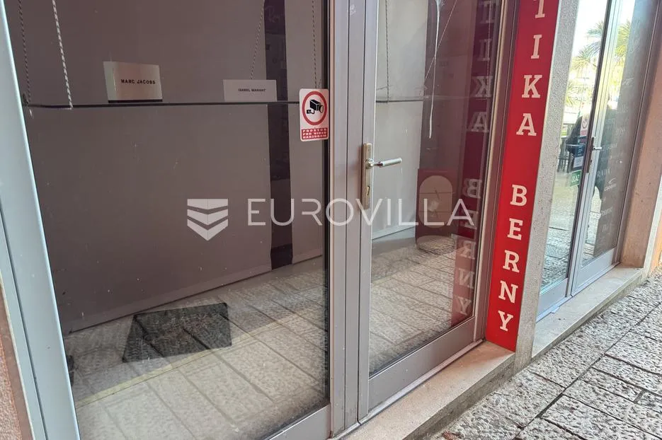 istra, rovinj, poslovni prostor 15m2 nadomak rovinjske rive - slika 2