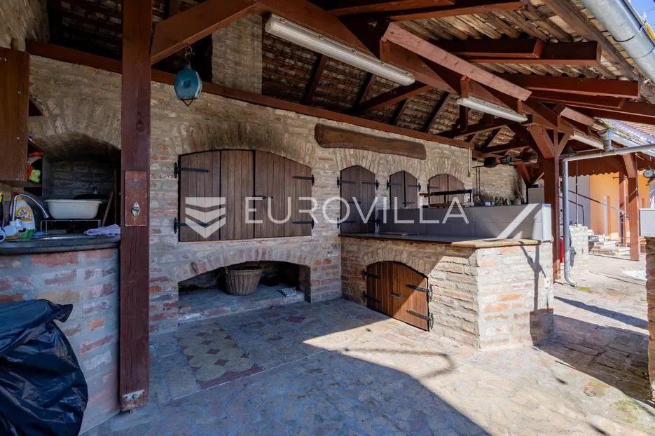 baranja, zmajevac, poslovna prilika, turizam, jedinstveno imanje 700 m² stambenog prostora - slika 22