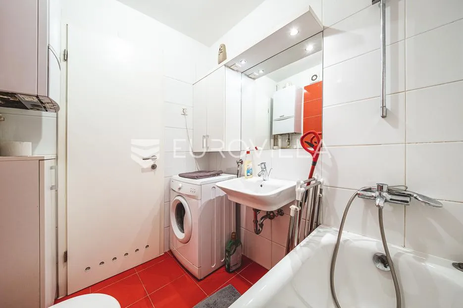 zagreb, ljudevita posavskog, odličan dvosoban stan 54,50 m² garaža - slika 9