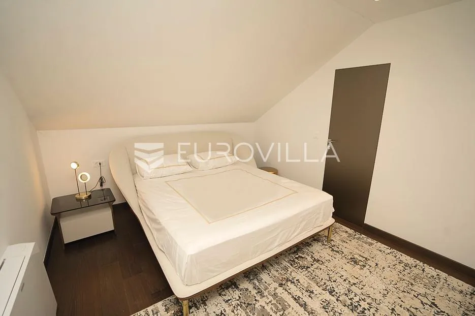opatija, luksuzan stan na vrhunskoj lokaciji 140 m² - slika 11