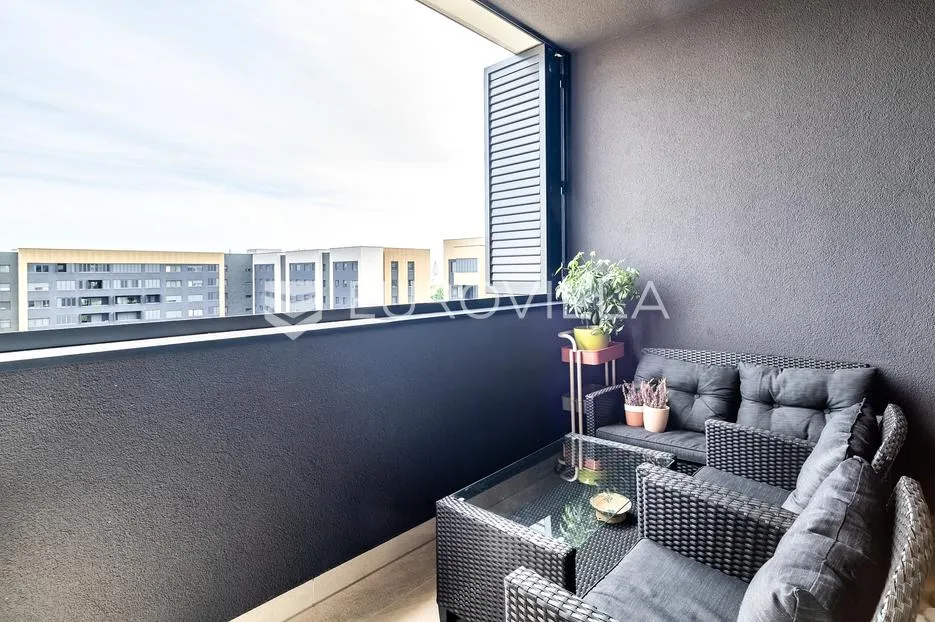 zagreb, heinzelova, četverosoban stan 128 m² s garažom - slika 9