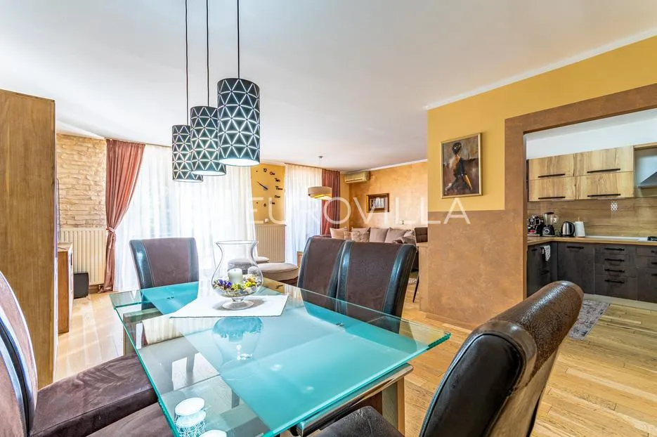 varaždin, jalkovečka kuća u nizu površine 178 m² - slika 7
