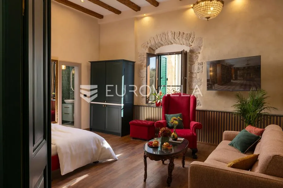 Dubrovnik, Investicija, dva elegantna apartmana
