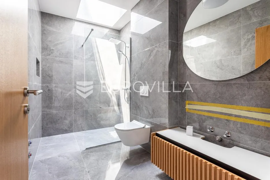 krilo jesenice, moderna vila 5* s bazenom i panoramskim pogledom, 100 m od mora - slika 15