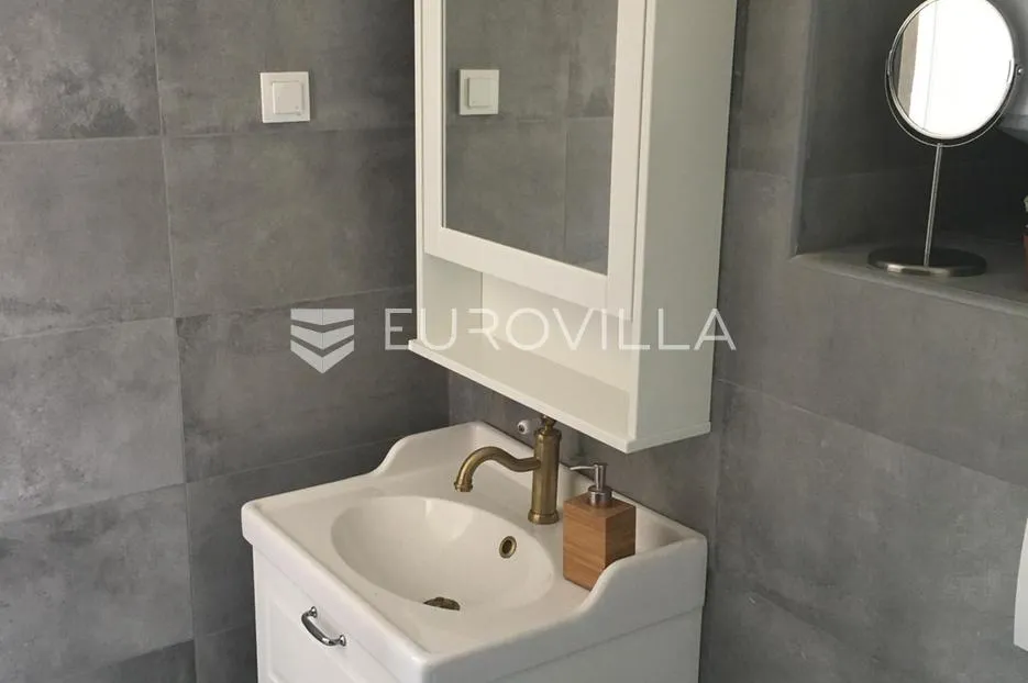 šibenik centar, apartmanska kuća, odlična investicija - slika 10