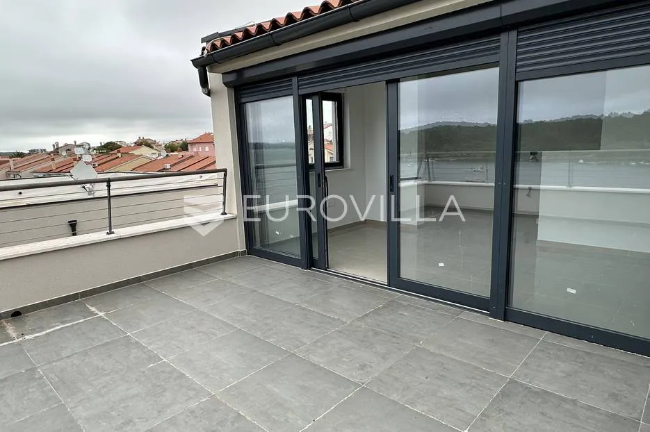medulin, trosoban stan s pogledom more neto korisne površine od 133 m² - slika 22