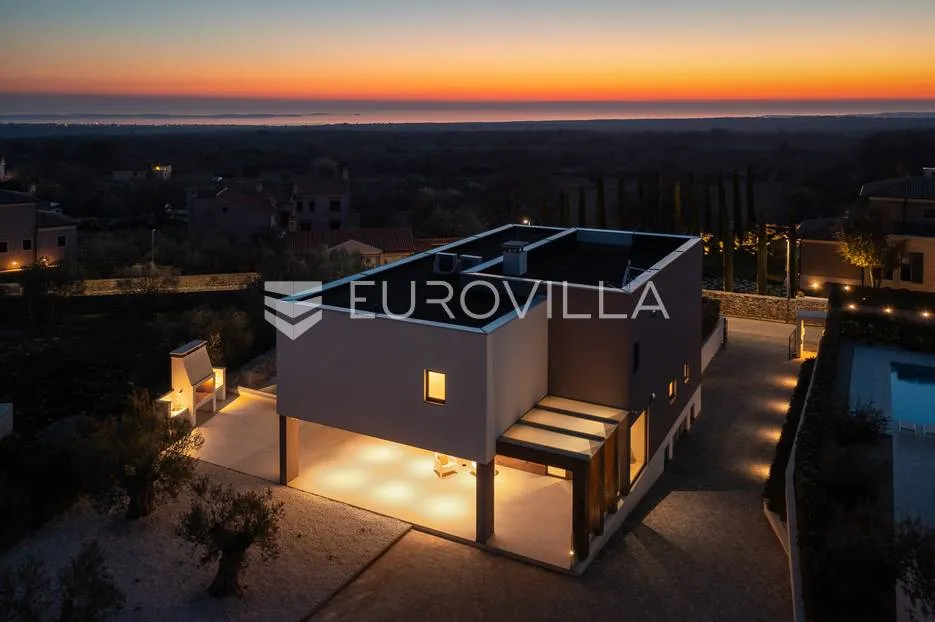 istra, vodnjan vila s pogledom na brijune 499 m2 - velika okućnica - slika 66