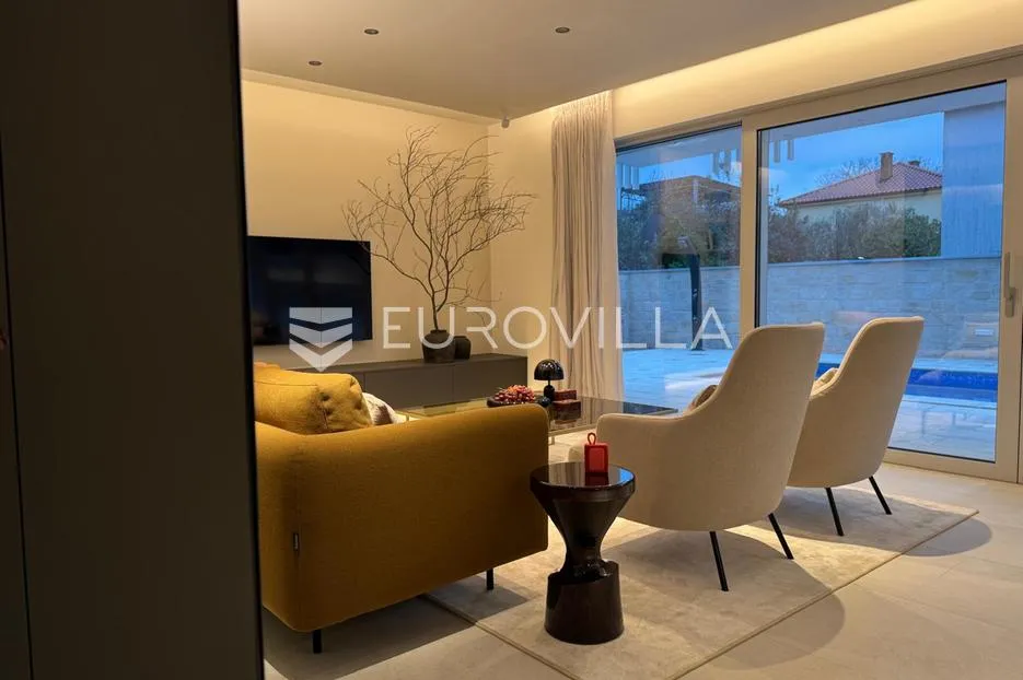 krk, luksuzan stan s bazenom, 113 m² novogradnja - slika 24
