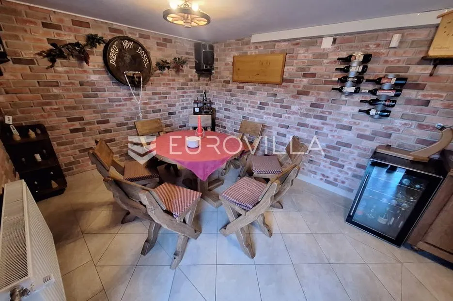netretić, jarče polje, kuća 250 m², 200 m do rijeke kupe - slika 3