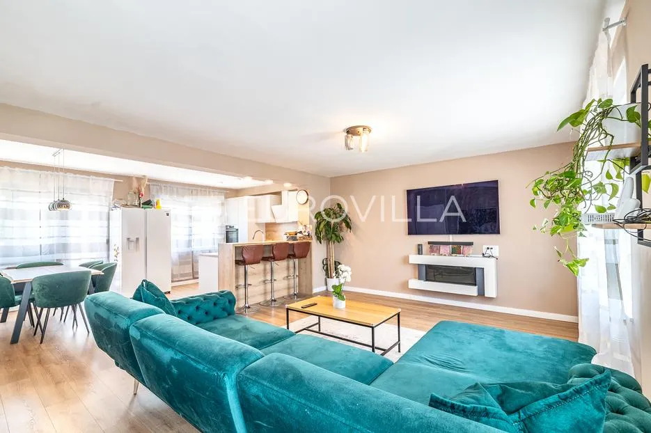 zagreb, dubec, novouređena kuća s dva stana i garažom, 190 m² - slika 3