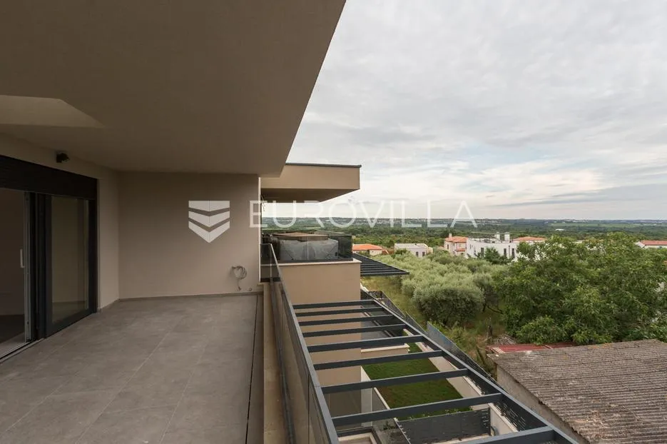 istra, tar, stan s pogledom na stari grad i more - slika 20