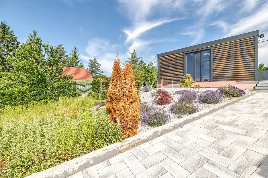 jastrebarsko, plešivica, novogradnja prekrasna kuća 100 m2 s okućnicom 3000m2 - slika 13