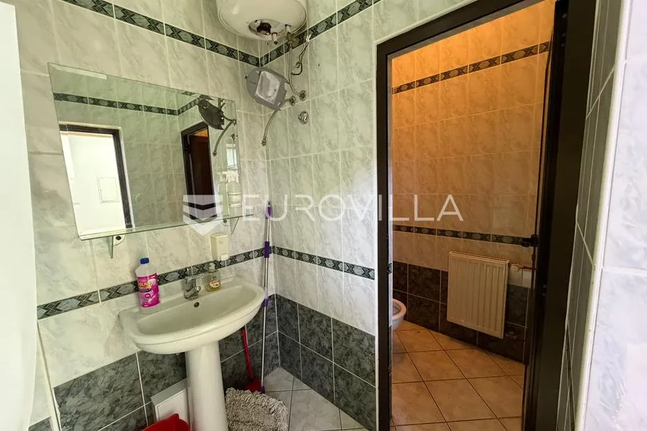 đakovo, centar, poslovni prostor na 3 etaže, 630 m² - slika 7