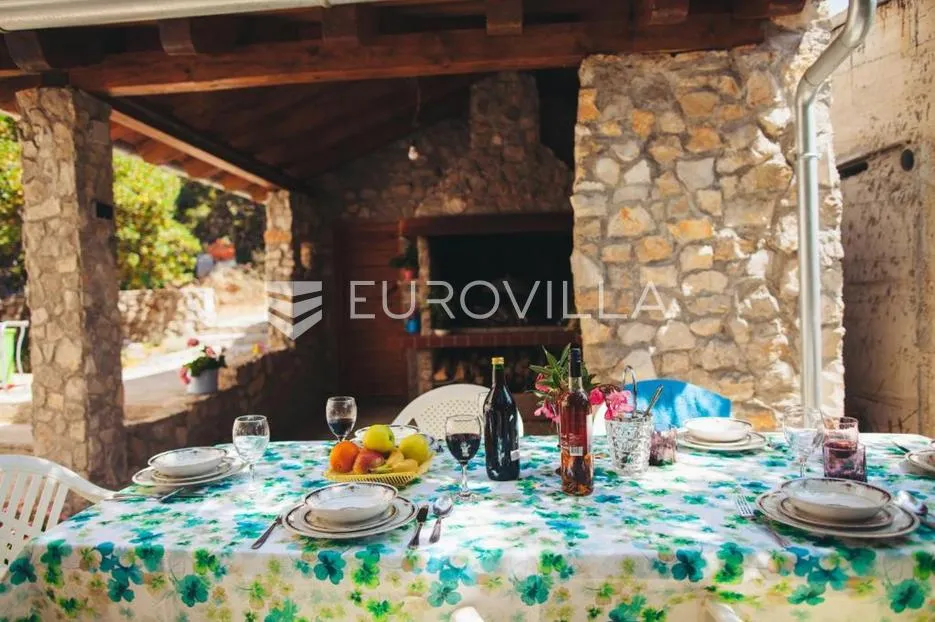 kaprije, prekrasna kuća s apartmanima, 180 m² - slika 34