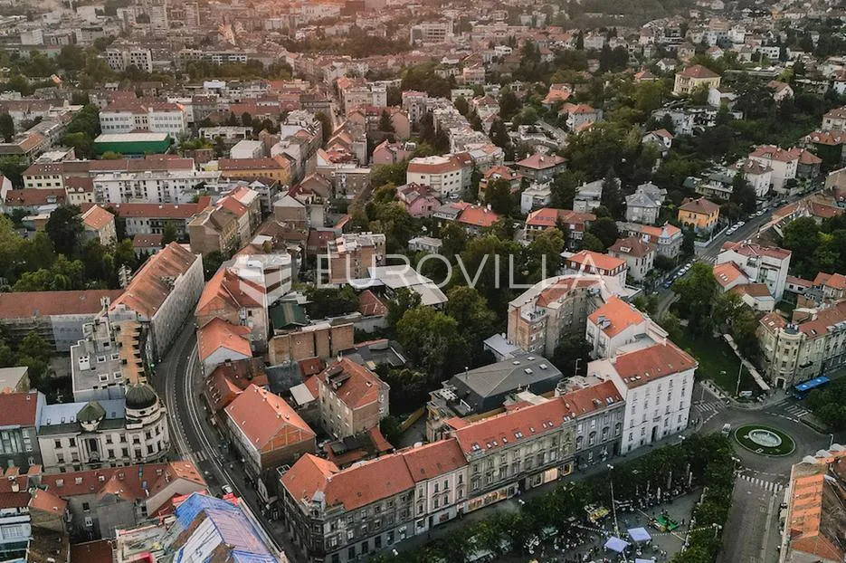 Zagreb centar, dvosoban loft / dvoetažan stan