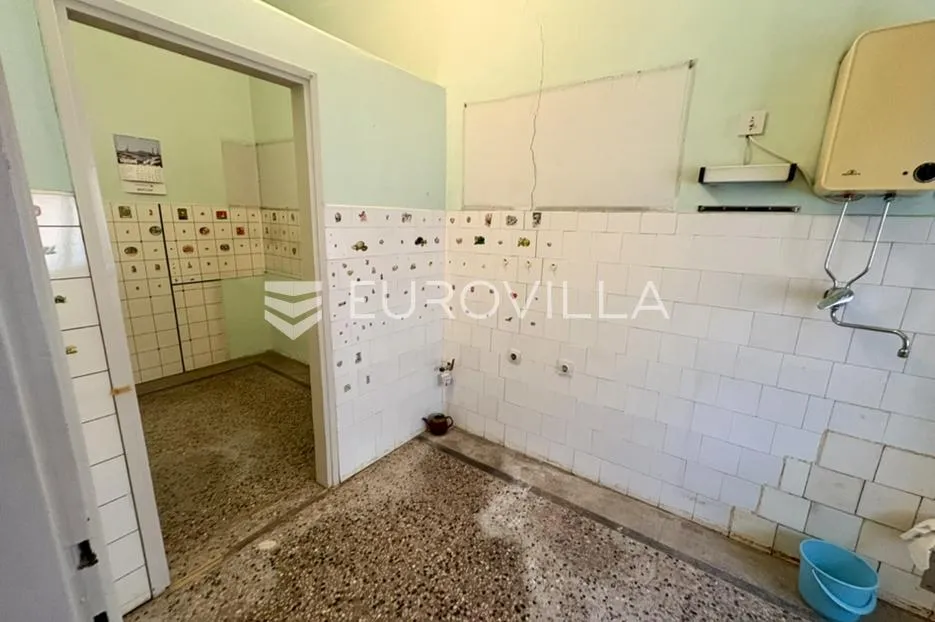 rijeka, centar, četverosobni stan za adaptaciju površine 98.47 m², u zgradi iz austrougarske - slika 7