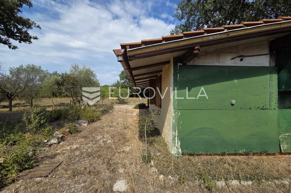 istra, pavićini, kuća za renovaciju na prostranoj parceli od 1.531 m² - slika 12