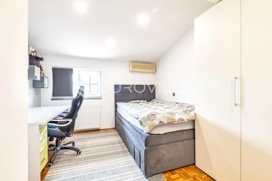 zagreb, gornja dubrava, dva novoadaptirana stana u kući s garažom, 110 m² - slika 11