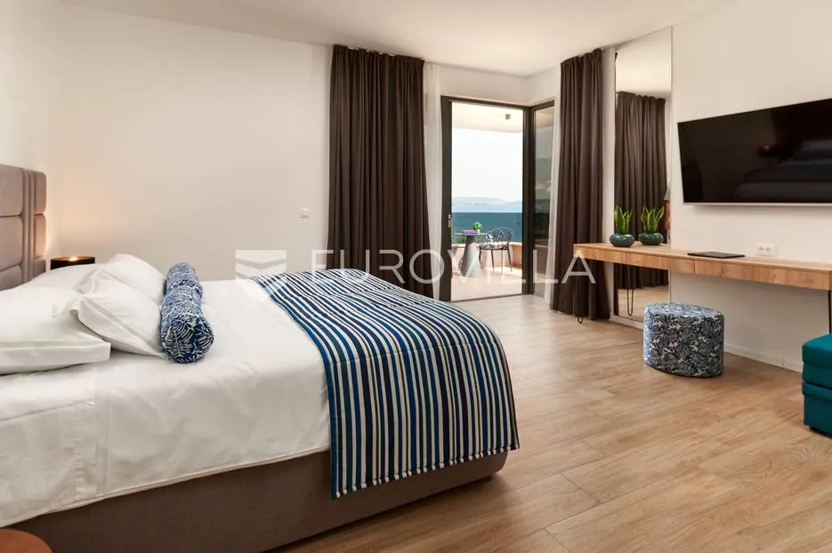 trogir - marina, luksuzna vila s bazenom i wellnessom - slika 17