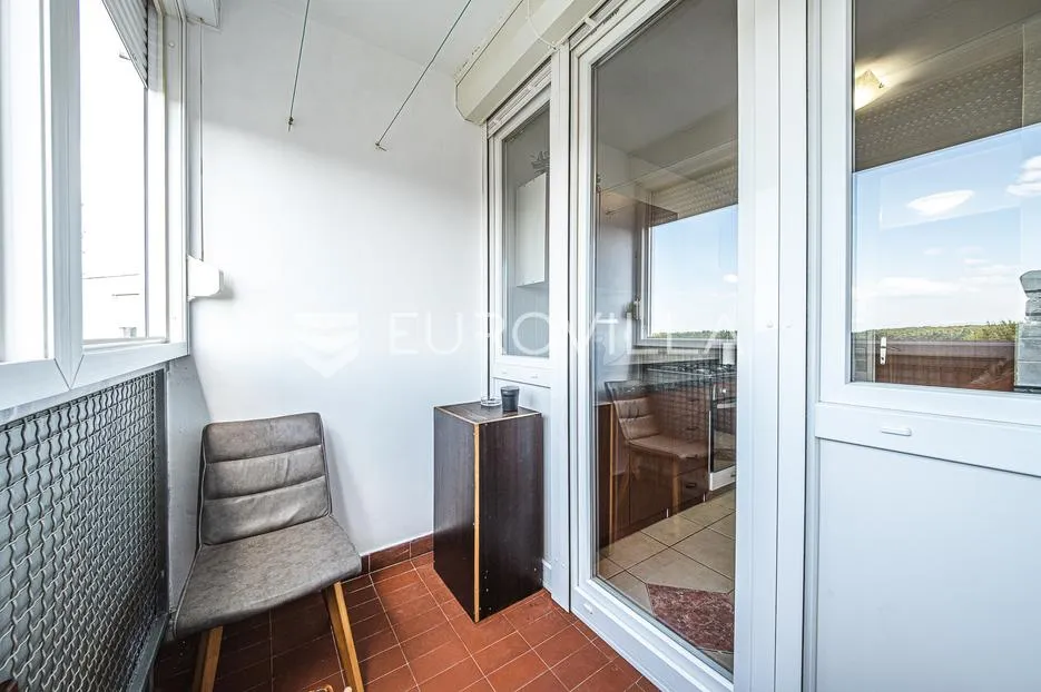 zaprešić, sjever, komforan dvosoban stan 57 m² - slika 12