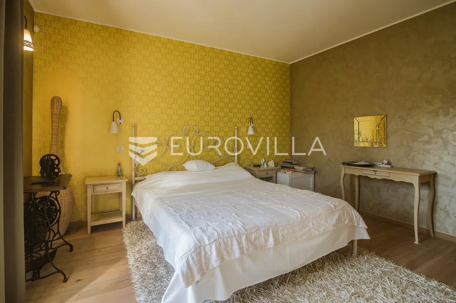 istra, šorići, luksuzna kamena kuća, 388 m², s bazenom i građevinskim zemljištem 4621 m² - slika 43