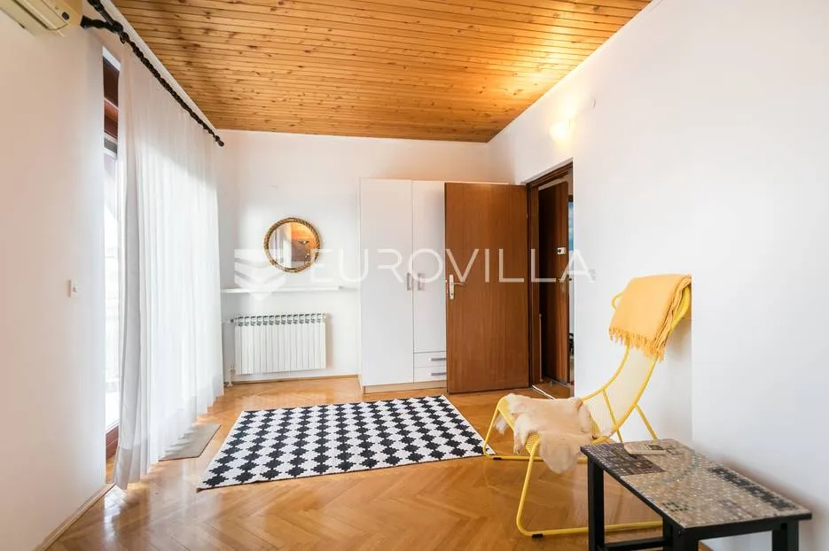 zagreb, horvatovac, funkcionalan četverosoban stan 120 m2 - slika 8