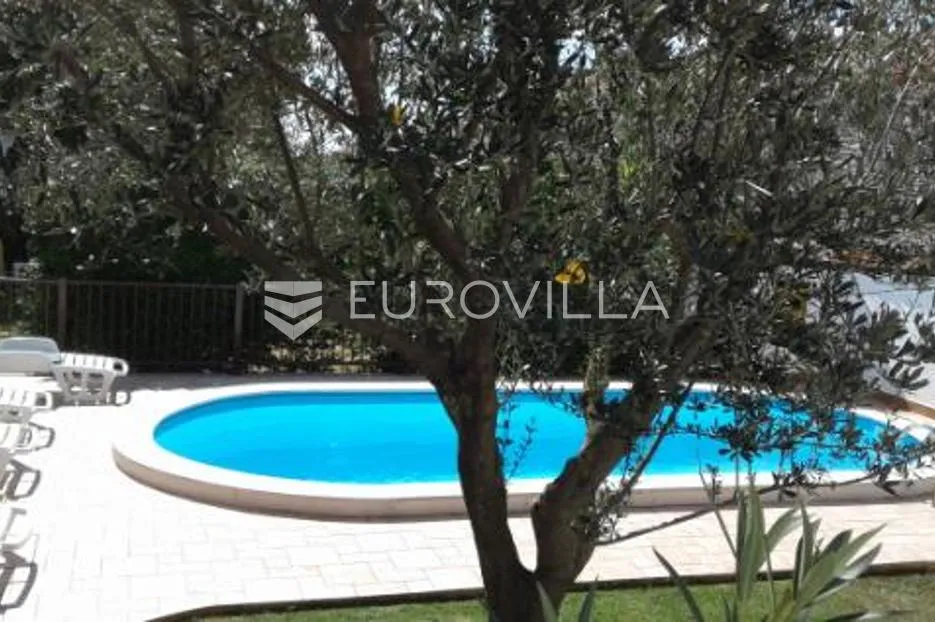 istra, peruški, renovirana kamena kuća 60m2 s bazenom na mirnoj lokaciji - slika 4