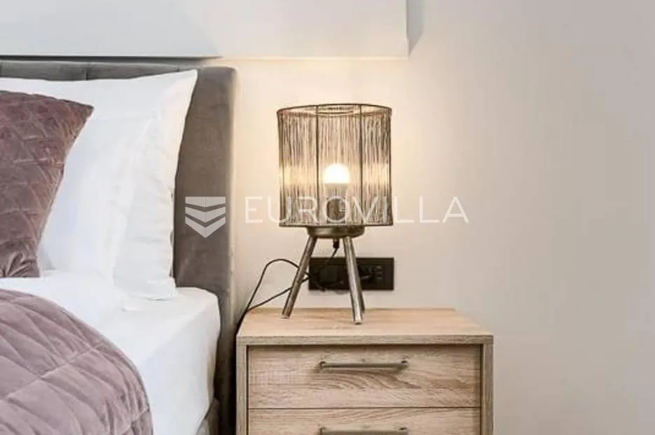 istra, rakalj, prekrasna vila s pogledom na raški zaljev nkp 270 m2 - slika 7