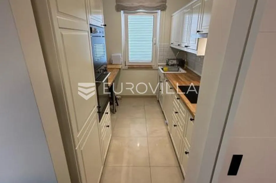 krk, grad krk, stan 70 m², garaža 20 m² - slika 2